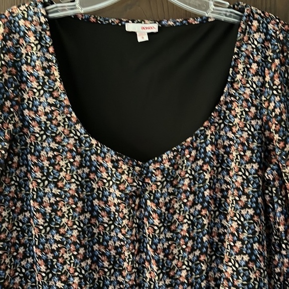 Bongo sheer, long sleeved sheer dress with black lining. Size 9 - Picture 3 of 10